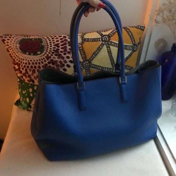 Anya Hindmarch Smiley Dark Blue Circus Tote - Picture 5 of 7